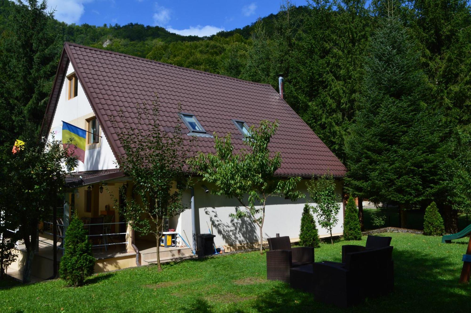 Casa Aris Lepsa Vrancea Hotell Eksteriør bilde