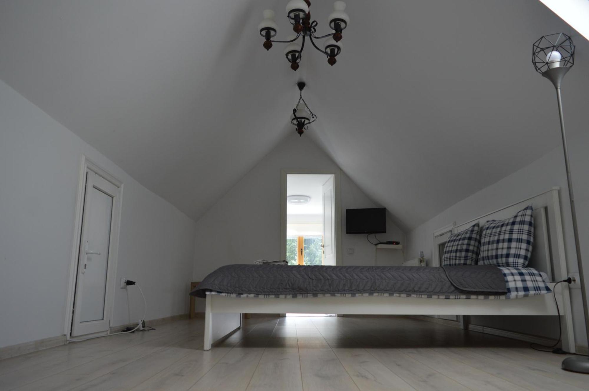 Casa Aris Lepsa Vrancea Hotell Eksteriør bilde