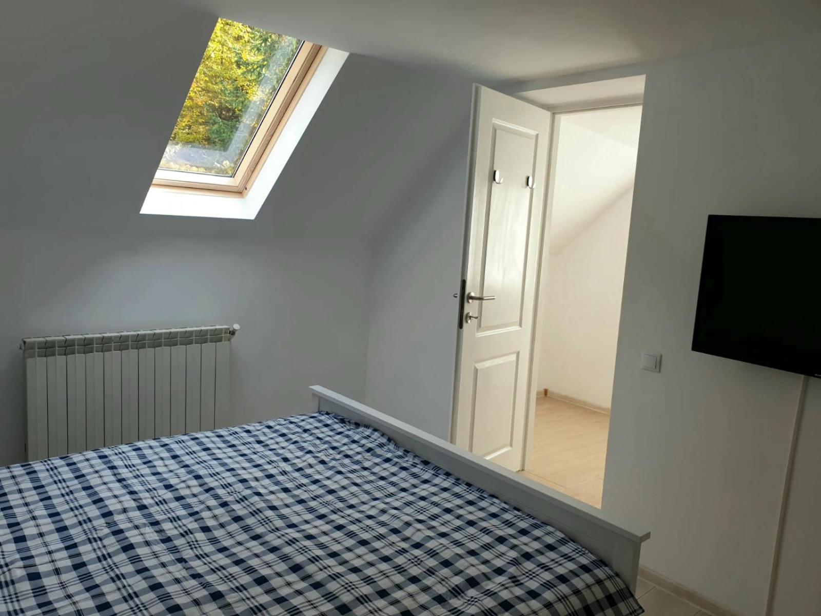 Casa Aris Lepsa Vrancea Hotell Eksteriør bilde